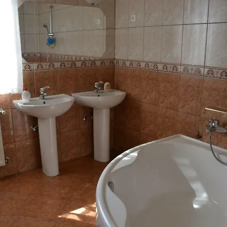 Daire Arany Tisza Vendeghaz