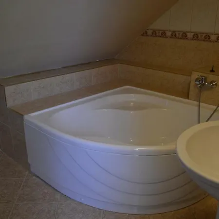 Apartment Arany Tisza Vendeghaz *